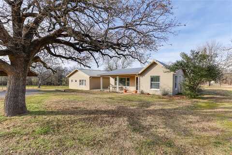 429 County Road 3825, Bridgeport, TX 76426