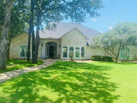 3241 Golden Oaks Circle, Granbury, TX 76049
