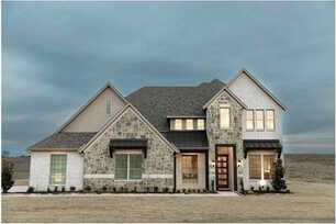 1701 Slate Court, Van Alstyne, TX 75495