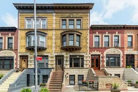 15 Hampton Pl, BROOKLYN, NY 11213