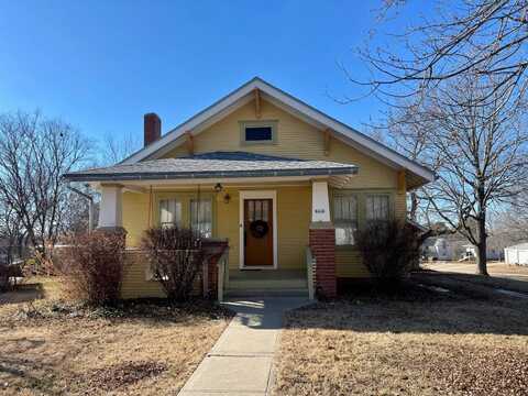 423 N West St, Mankato, KS 66956