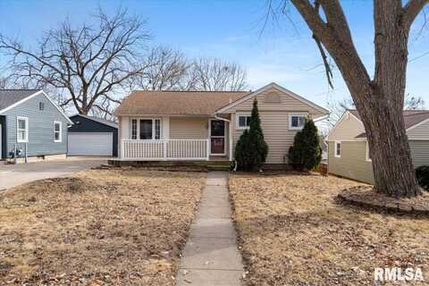 1619 N 6TH Street, Clinton, IA 52732