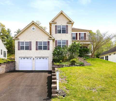 3185 Pine Valley Way, East Stroudsburg, PA 18302