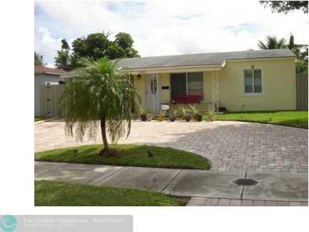 5200 NE 3rd Ter, Oakland Park, FL 33334