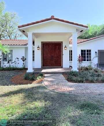 12100 NW 4th St, Plantation, FL 33325