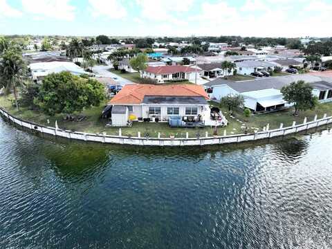 5809 NW 86th Ter, Tamarac, FL 33321