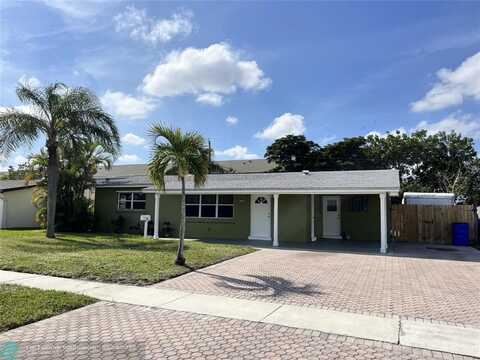 303 SE 3rd Ter, Deerfield Beach, FL 33441