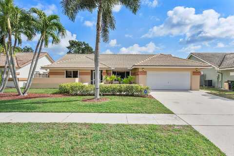 9776 Sun Pointe Drive, Boynton Beach, FL 33437