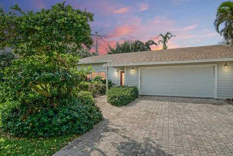 7 Perriwinkle Circle, Sewalls Point, FL 34996