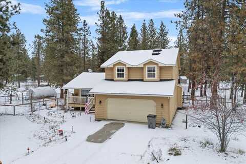 16625 N Wylie Dr, Nine Mile Falls, WA 99026