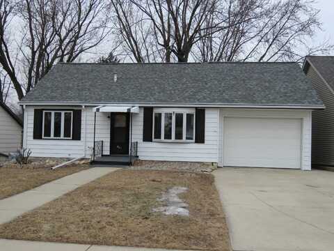 407 Mill Street, Fox Lake, WI 53933