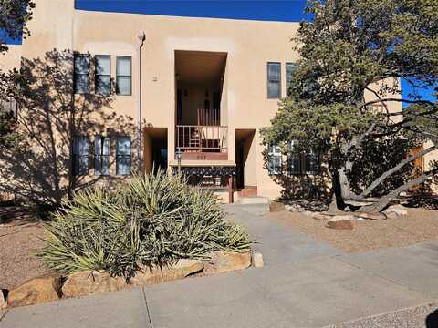 207 Camino De Los Marquez, Santa Fe, NM 87505