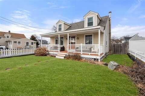 8 McGirr Street, Cumberland, RI 02864