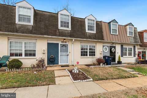 1916 VILLAGE GREEN DRIVE, LANDOVER, MD 20785