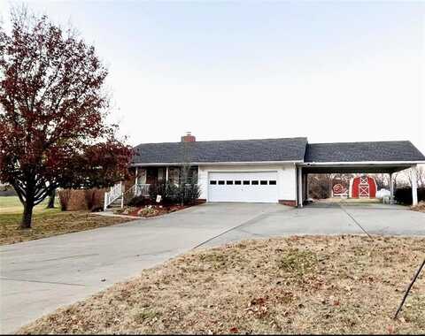 3367 Splitlog RD, Goodman, MO 64843