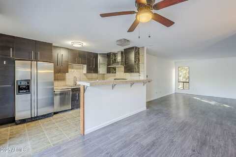 4950 N MILLER Road, Scottsdale, AZ 85251
