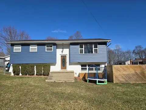 148 MAJESTIC COURT, BECKLEY, WV 25801