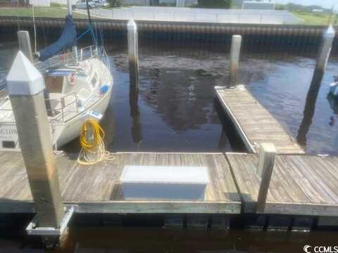 4396 Baldwin Ave., Little River, SC 29566