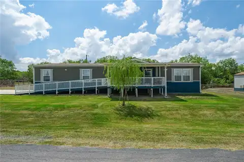 130 Hawkins Drive, Mathis, TX 78368