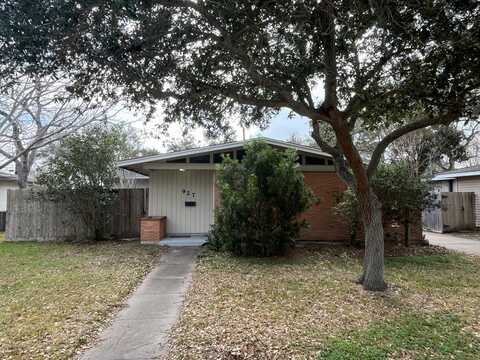 927 Grant Place, Corpus Christi, TX 78411