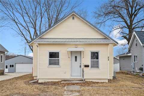 22 Greene St, Walker, IA 52352