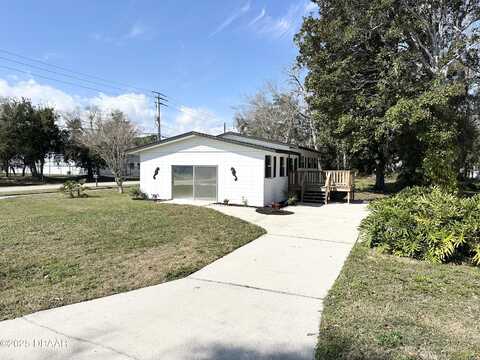 1861 Segrave Street, South Daytona, FL 32119