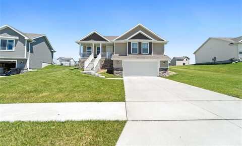 117 St Marys Court, Stuart, IA 50250