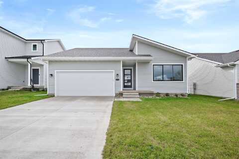 1835 Tuscany Drive SE, Altoona, IA 50009