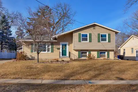 3612 48th Place, Des Moines, IA 50310