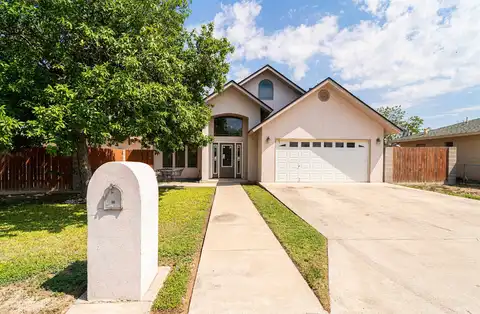 105 Evans, Del Rio, TX 78840