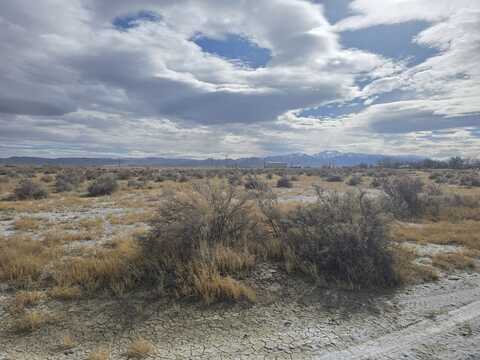 695 N Trescott Street, Battle Mountain, NV 89820