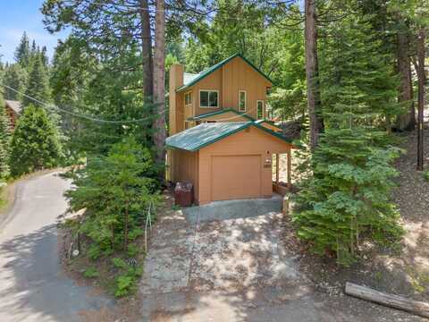 1153 Silvertip Ln, Fish Camp, CA 93623