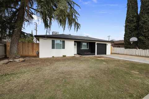 2409 Holland Avenue E, Fresno, CA 93726