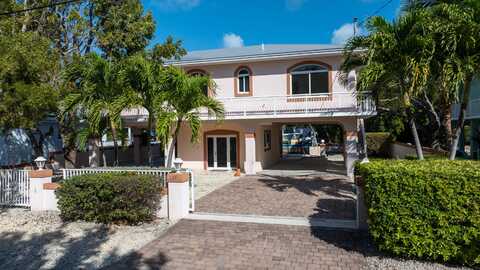 123 Peace Avenue, Key Largo, FL 33070