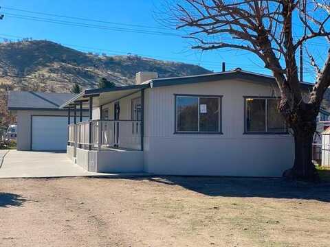 2212 COMMERCIAL AVE, LAKE ISABELLA, CA 93240