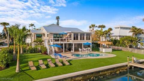 205 Bayview Avenue, Fort Myers Beach, FL 33931