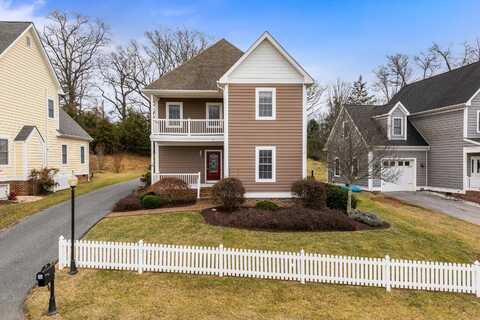 119 BELL CREEK DR, STAUNTON, VA 24401