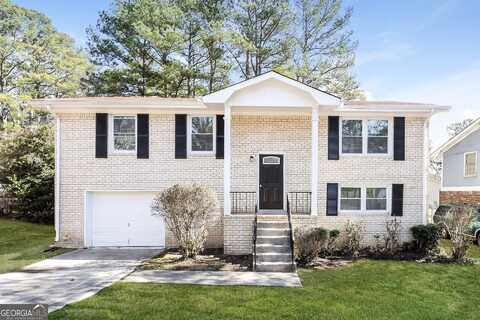 6140 Connell, Atlanta, GA 30349