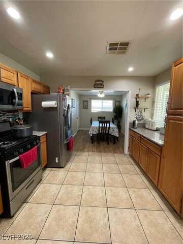 1737 W Nelson Avenue, North Las Vegas, NV 89032