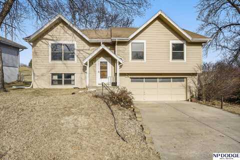 11232 Erskine Street, Omaha, NE 68164