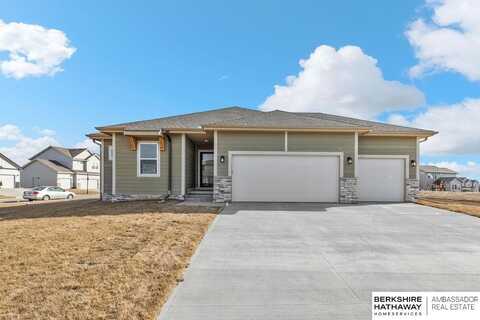 10205 S 110th Street, Papillion, NE 68046