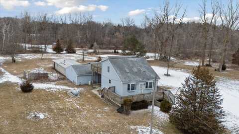 10785 E Spencer Road, Crystal, MI 48818