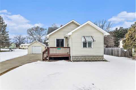 3683 Center Street, Ravenna, MI 49451