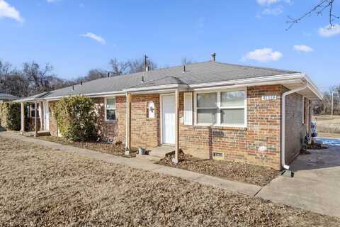 4143/4149 W Burbank Street, Springfield, MO 65802