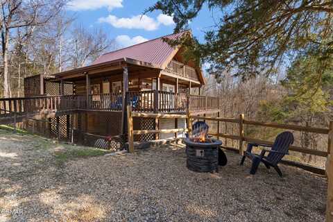 1455 Honey Oaks Way, Sevierville, TN 37876