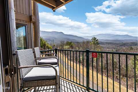 3710 Weber Rd, Gatlinburg, TN 37738