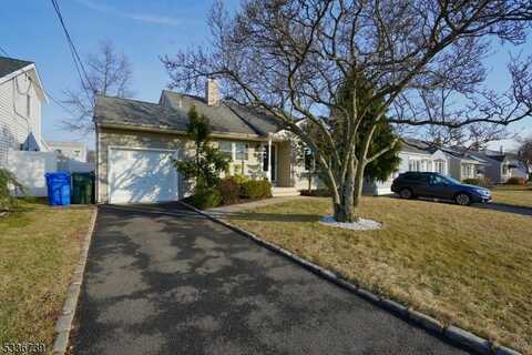 26 Broadway Ave, Woodbridge, NJ 07067