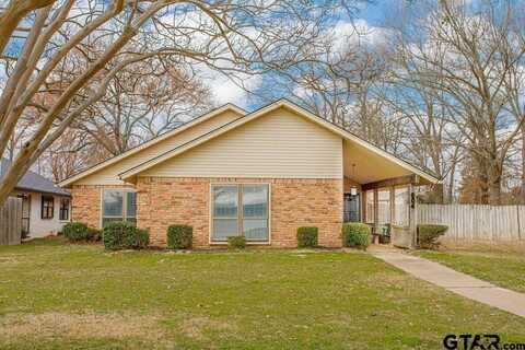 604 Pierce Street, Lindale, TX 75771