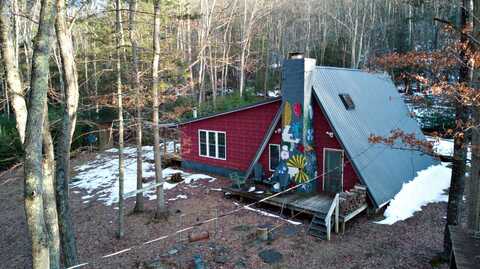 255 Ash St, Green Bank, WV 24944
