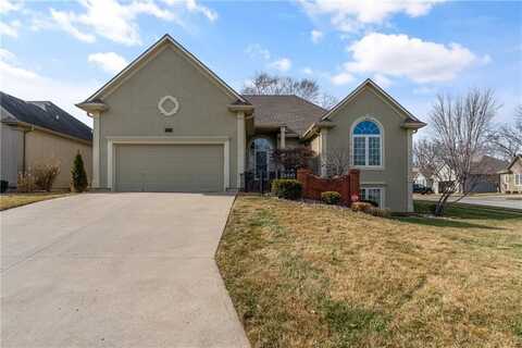 4028 NE Crimson Drive, Lees Summit, MO 64064